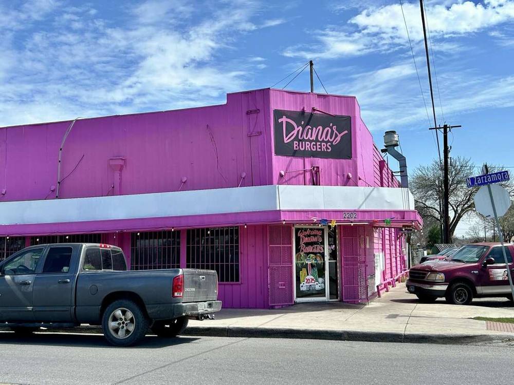 Diana's Burgers pink building on N Zarzamora St